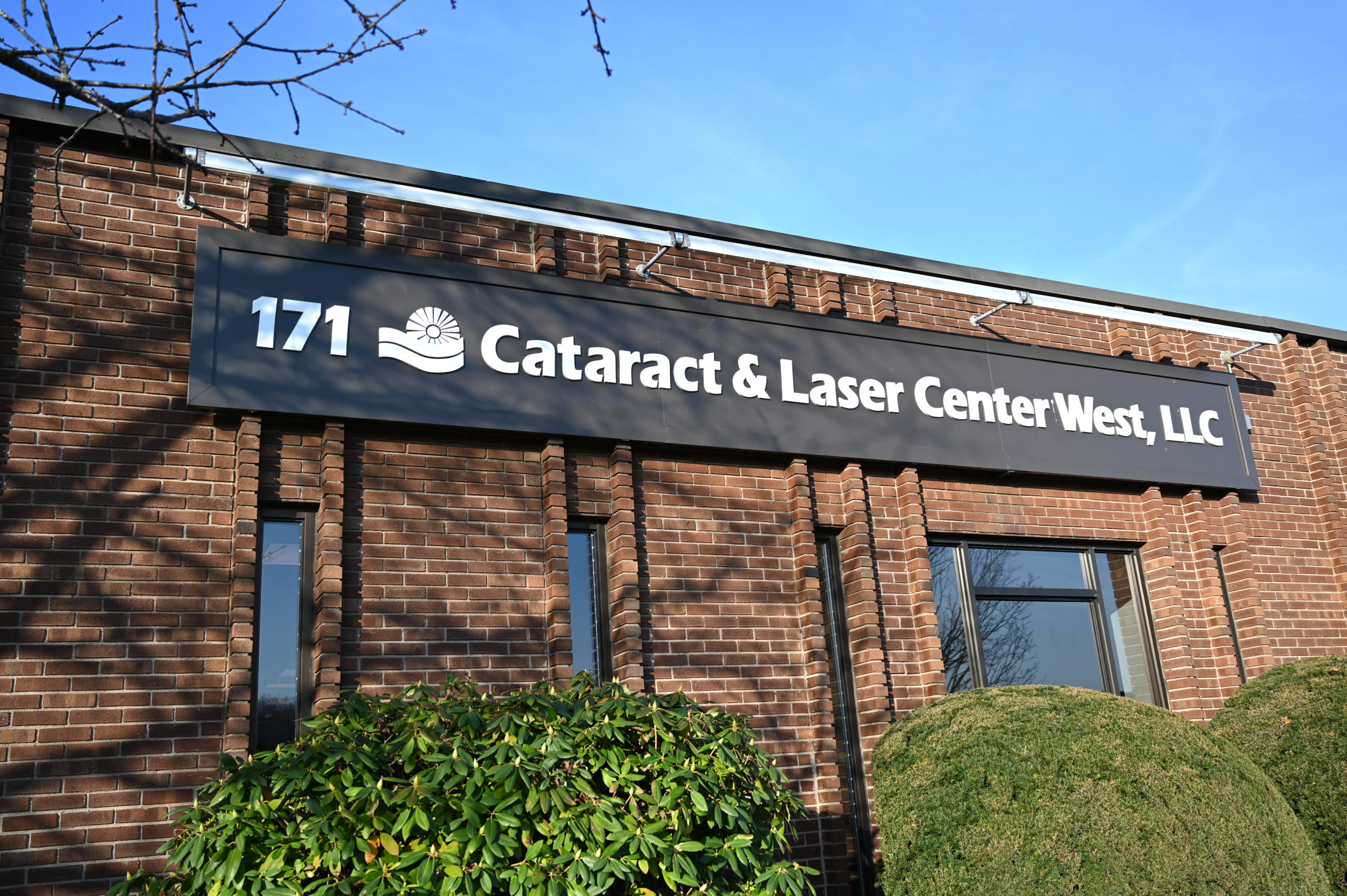 cataract and laser center